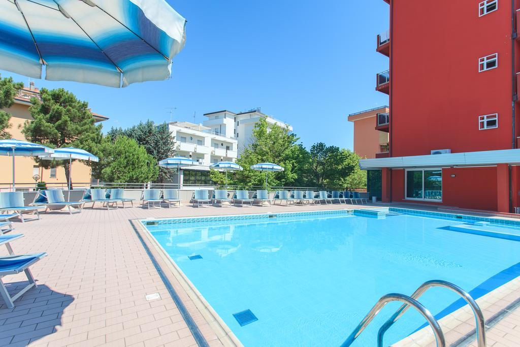 Family Hotel Mediterraneo - Azzurro Club Cesenatico Exteriér fotografie