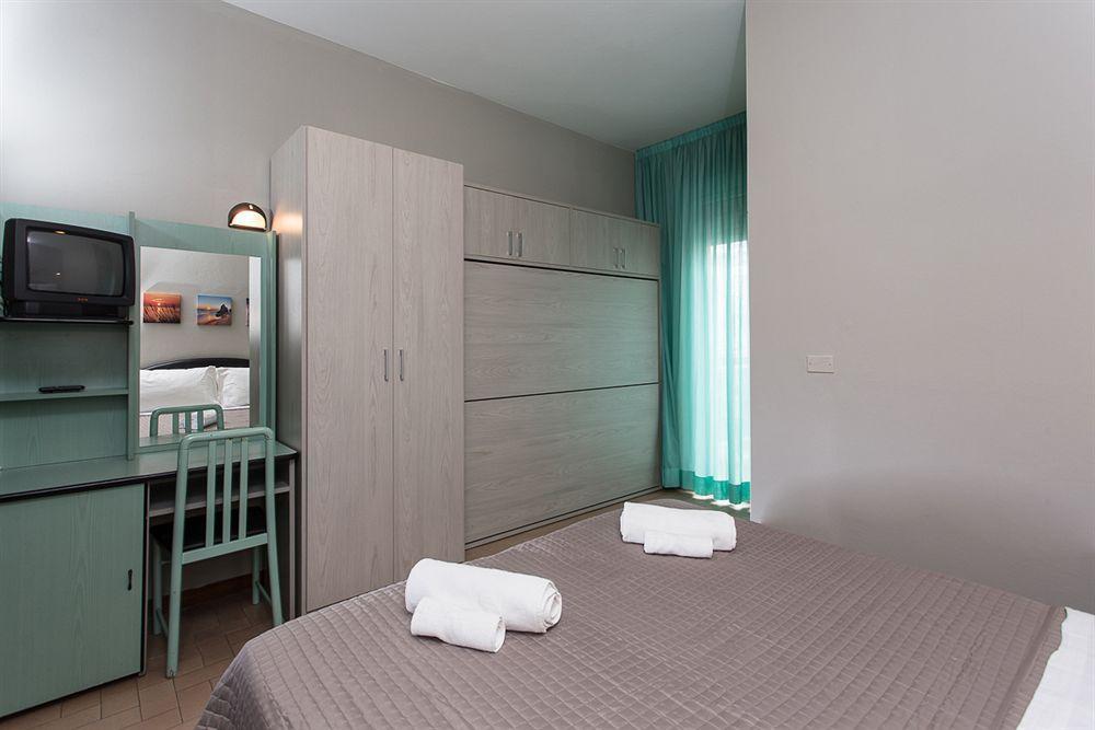 Family Hotel Mediterraneo - Azzurro Club Cesenatico Exteriér fotografie