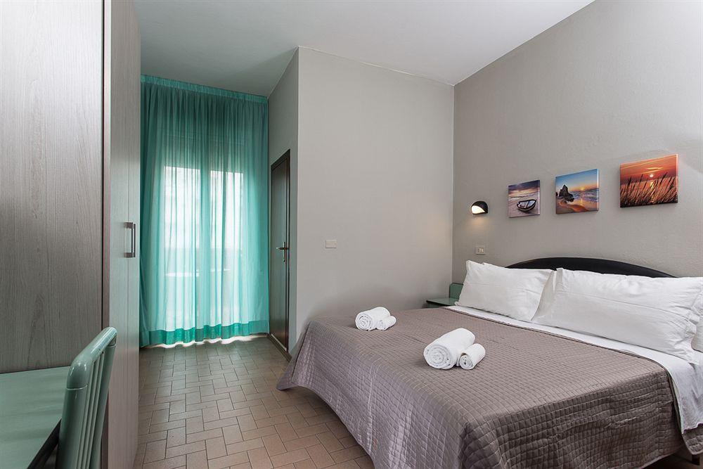 Family Hotel Mediterraneo - Azzurro Club Cesenatico Exteriér fotografie