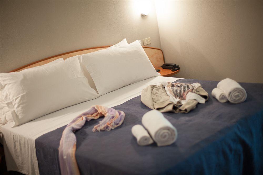 Family Hotel Mediterraneo - Azzurro Club Cesenatico Exteriér fotografie